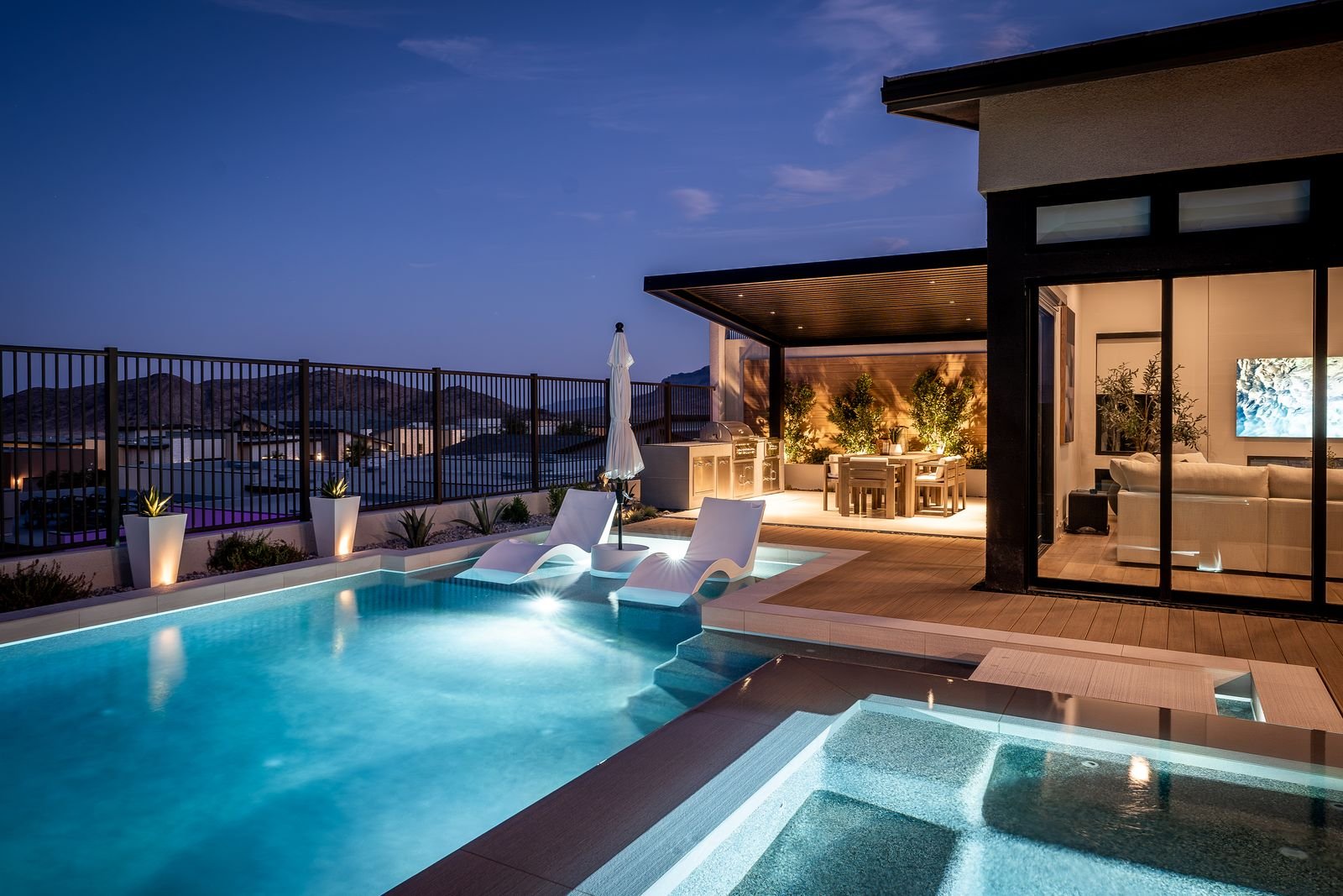 Las Vegas Pool Builder | Xterior Creations Pools & Spas xterior-creations - BISU BISU